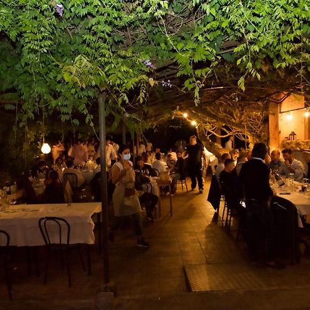 Amare Ristorante Locanda Чертоза-ди-Павия Экстерьер фото